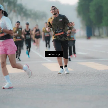 Runner Photo 6373855