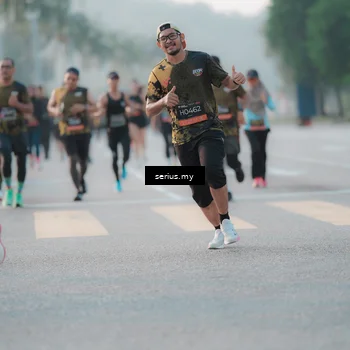 Runner Photo 6373866
