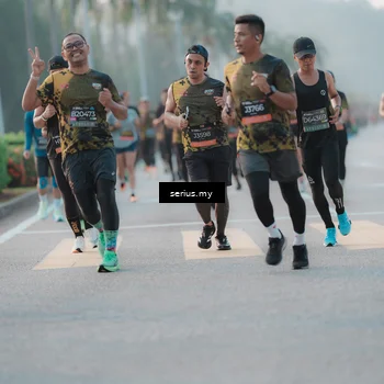 Runner Photo 6373906