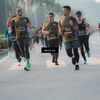 Runner Photo 6373909
