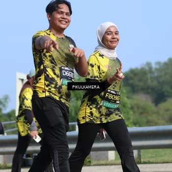 Runner Photo 6373915