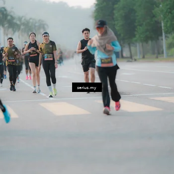 Runner Photo 6373940