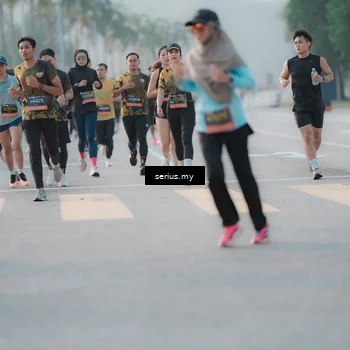 Runner Photo 6373956