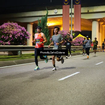 Runner Photo 6373957