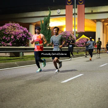 Runner Photo 6373999