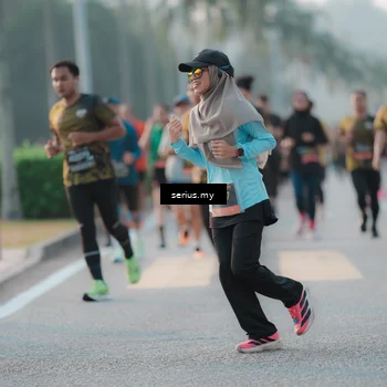 Runner Photo 6374000