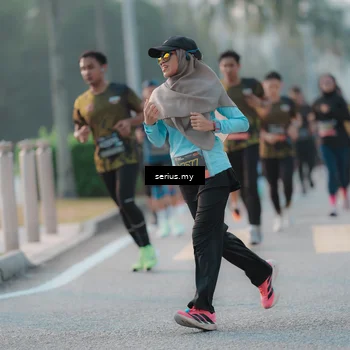 Runner Photo 6374015