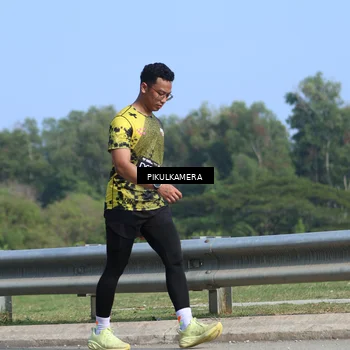 Runner Photo 6374018