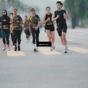 Runner Photo 6374033