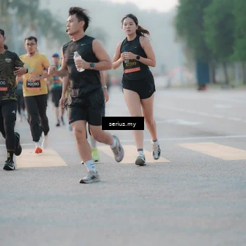 Runner Photo 6374044