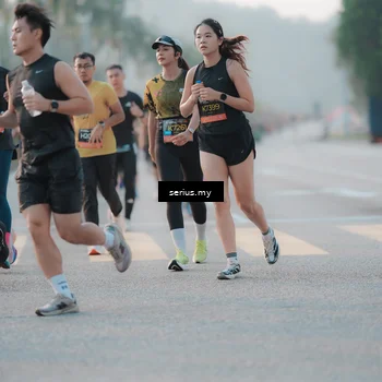 Runner Photo 6374071