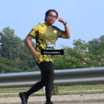 Runner Photo 6374101