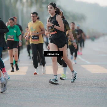 Runner Photo 6374105