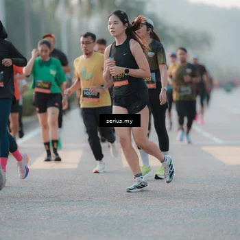 Runner Photo 6374117
