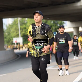 Runner Photo 6374153