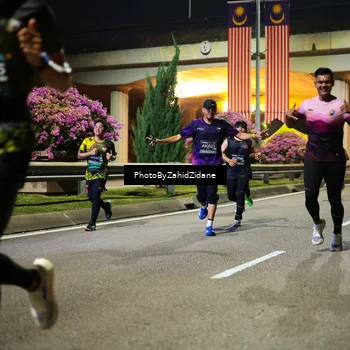 Runner Photo 6374155
