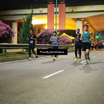 Runner Photo 6374156