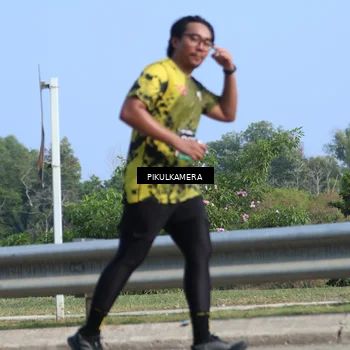 Runner Photo 6374159