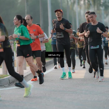 Runner Photo 6374161