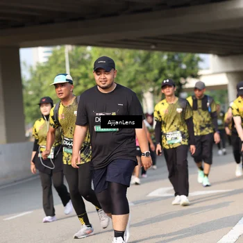 Runner Photo 6374171