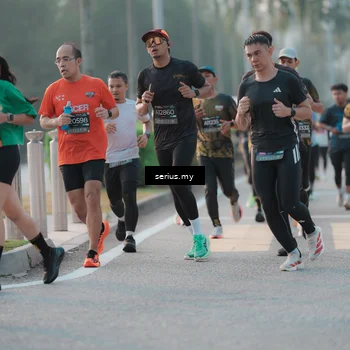 Runner Photo 6374178