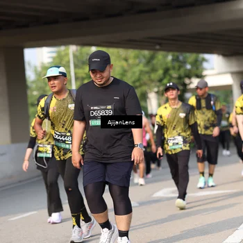 Runner Photo 6374184