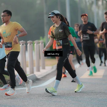 Runner Photo 6374195