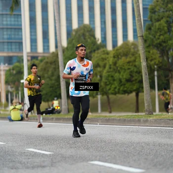 Runner Photo 6374231