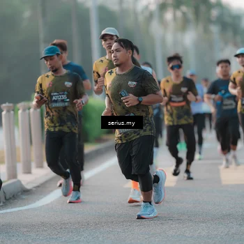 Runner Photo 6374233