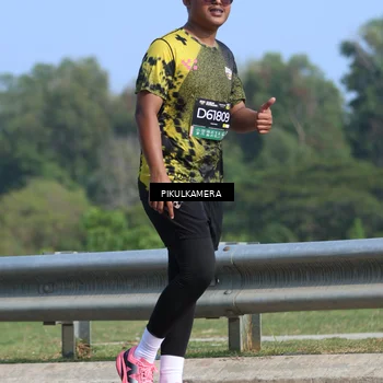 Runner Photo 6374262