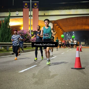 Runner Photo 6374266