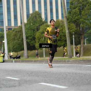 Runner Photo 6374267