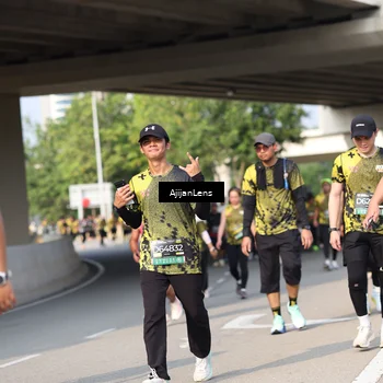 Runner Photo 6374276