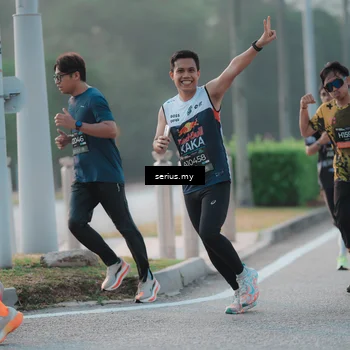 Runner Photo 6374291