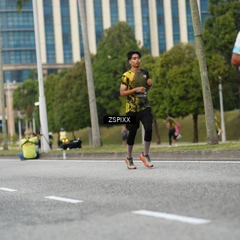Runner Photo 6374294