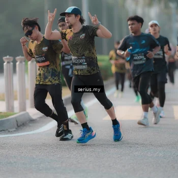 Runner Photo 6374306