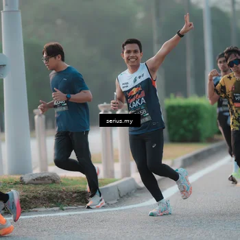 Runner Photo 6374316