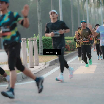 Runner Photo 6374325