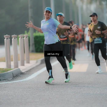 Runner Photo 6374354