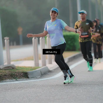 Runner Photo 6374370