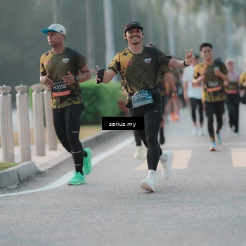 Runner Photo 6374395