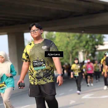 Runner Photo 6374407