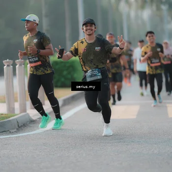 Runner Photo 6374414