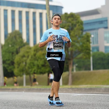 Runner Photo 6374424