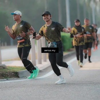 Runner Photo 6374429