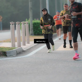 Runner Photo 6374447