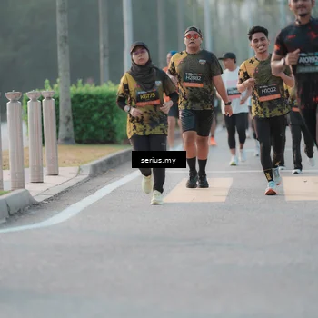 Runner Photo 6374448