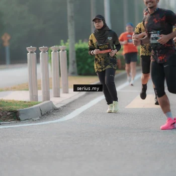 Runner Photo 6374455