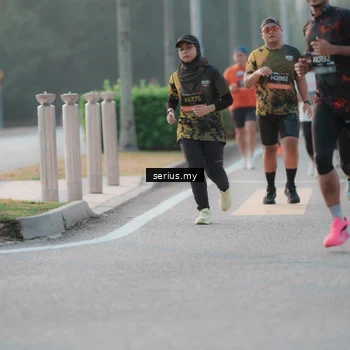 Runner Photo 6374456