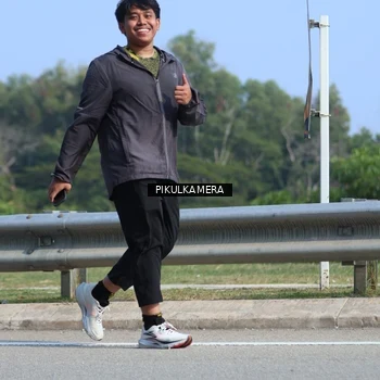 Runner Photo 6374474